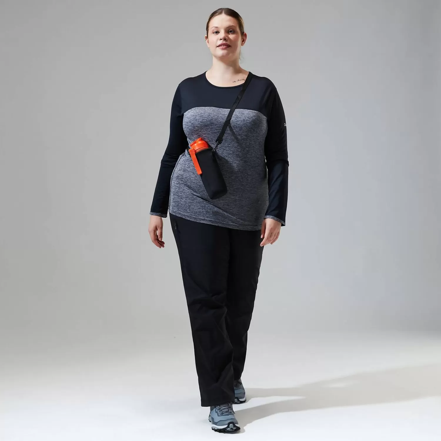 Berghaus Baselayer-Long Sleeve Voyager Tech T-Shirt für Damen - Dunkelgrau/Schwarz Dark Grey/Black