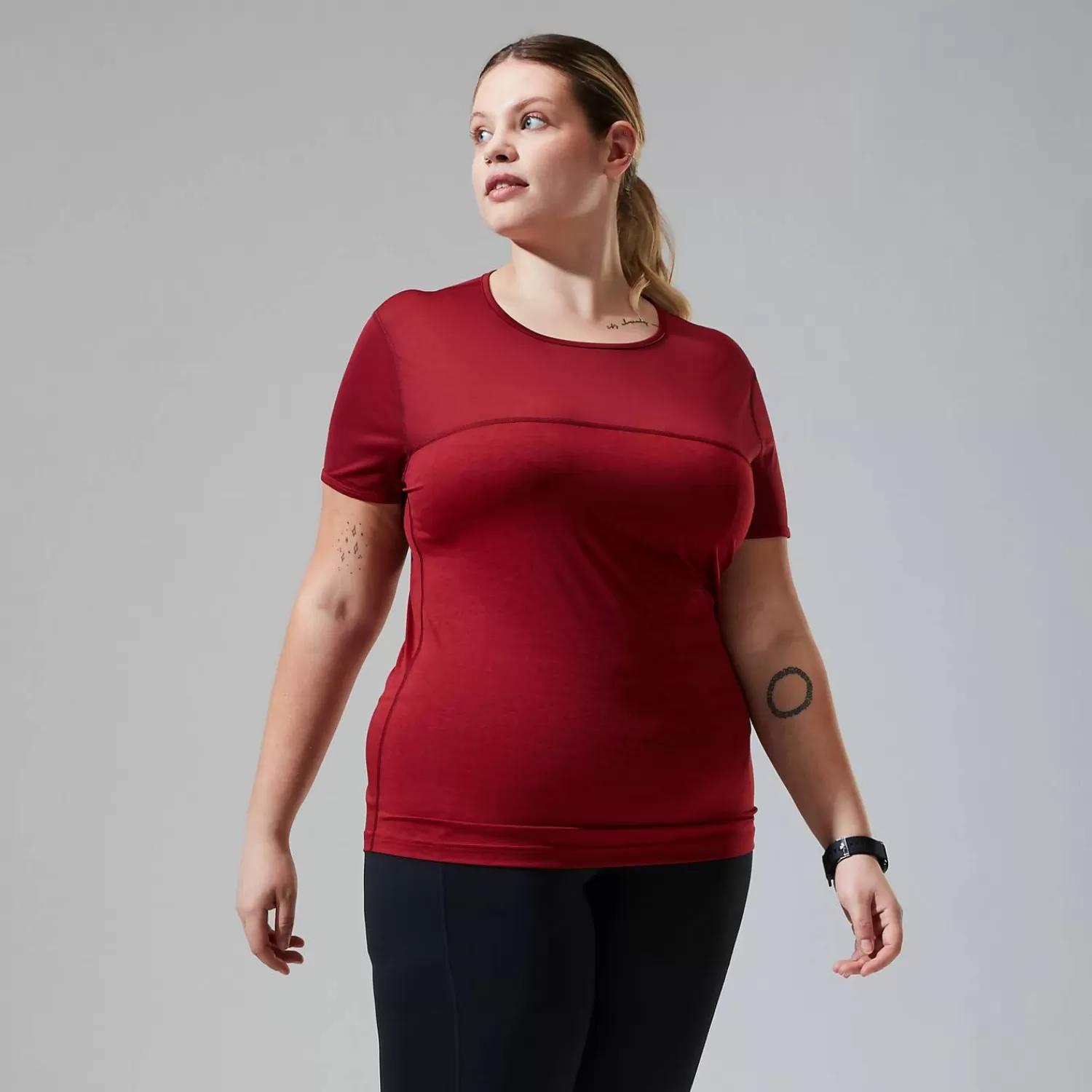 Berghaus Everyday | Baselayer-Short Sleeve Voyager Tech T-Shirt für Damen - Dunkelrot Dark Red